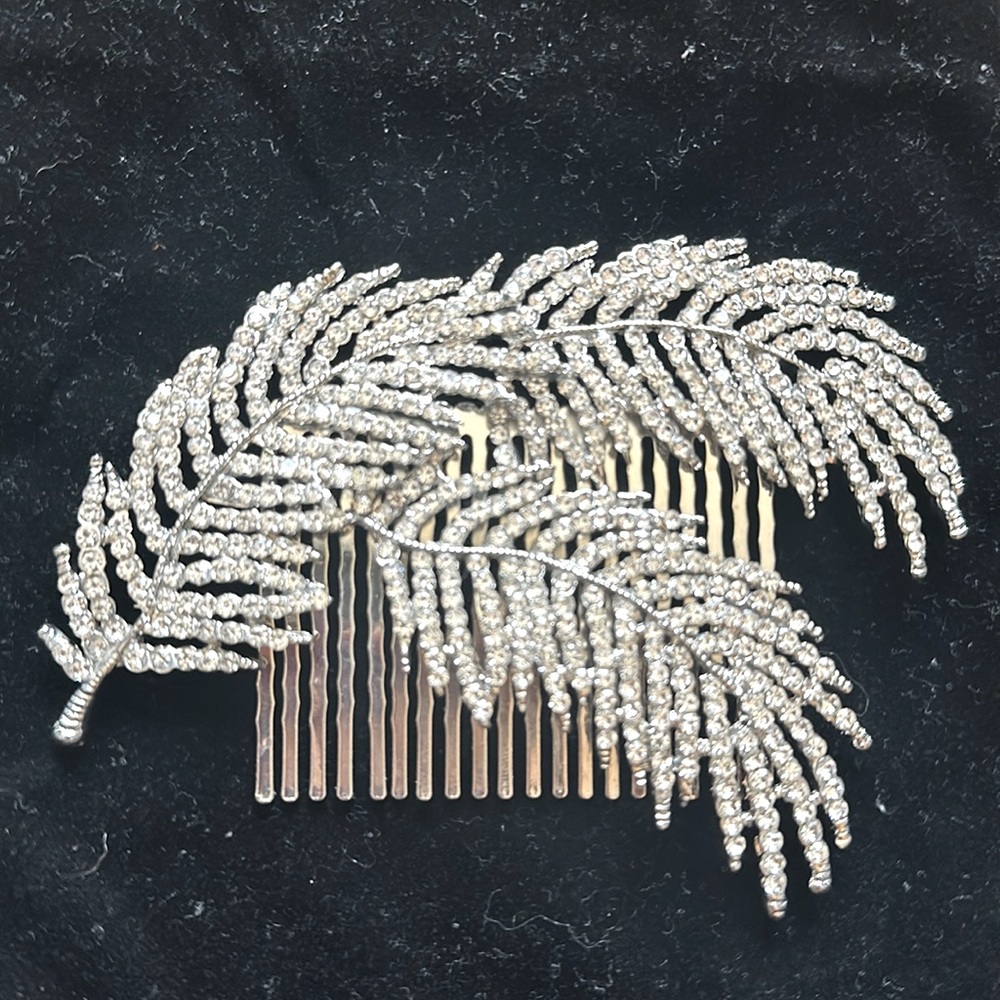 Crystal feather bridal hair comb